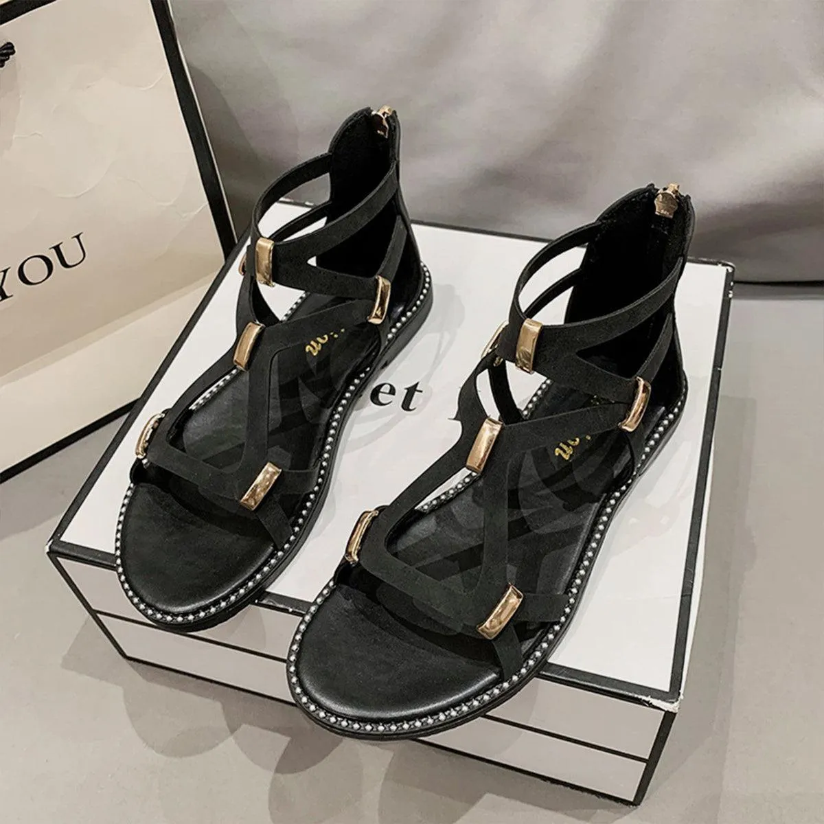 Back Zipper Closure Open Toe Flat Sandals