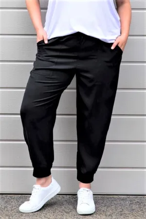 Bree Relaxed Rib Cuff Pant - Black