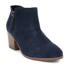 Dart Boot in Navy Suede