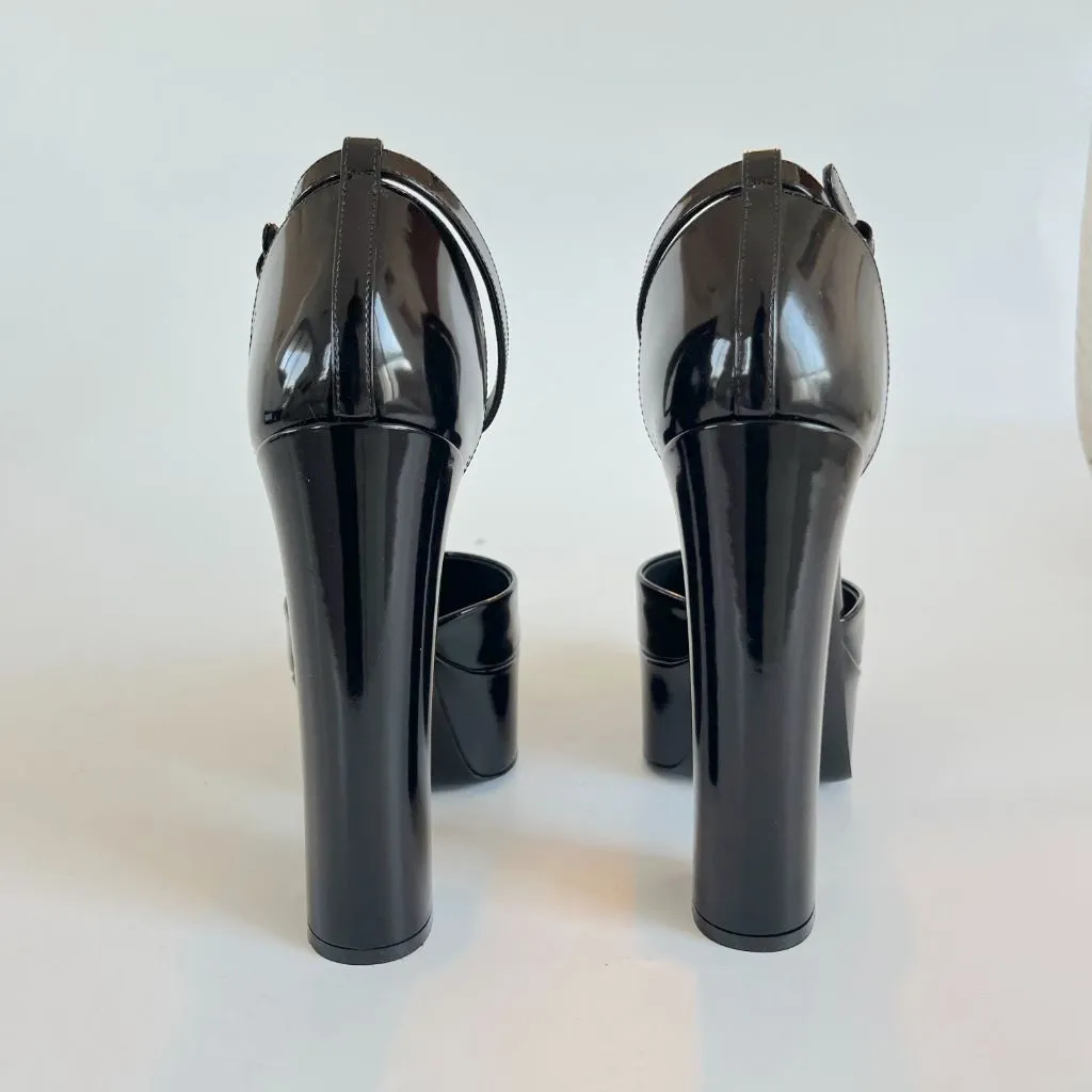 Dolce & Gabbana black polished platform heels, 37