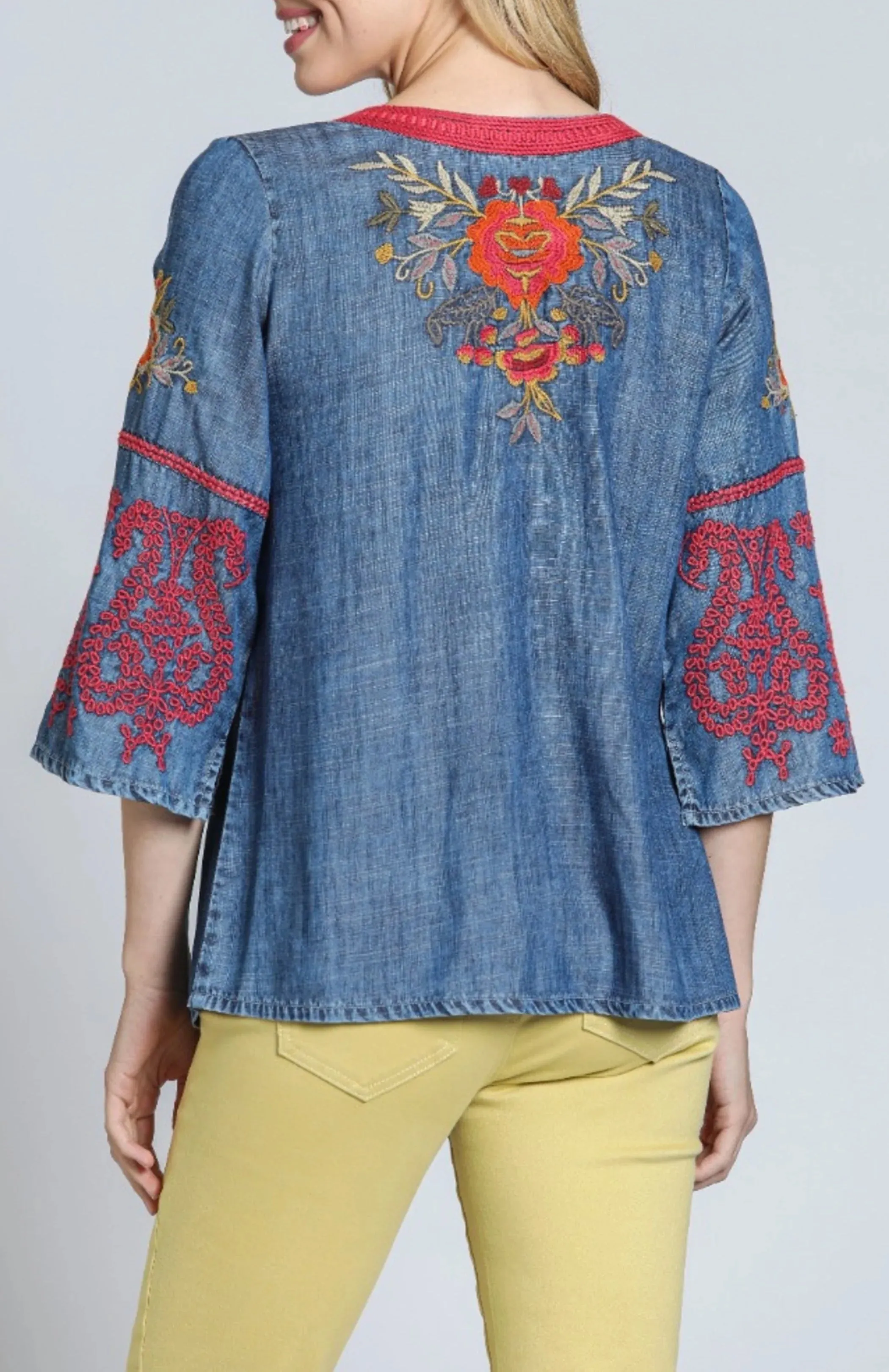 Floral Embroidered V-Neck Pullover