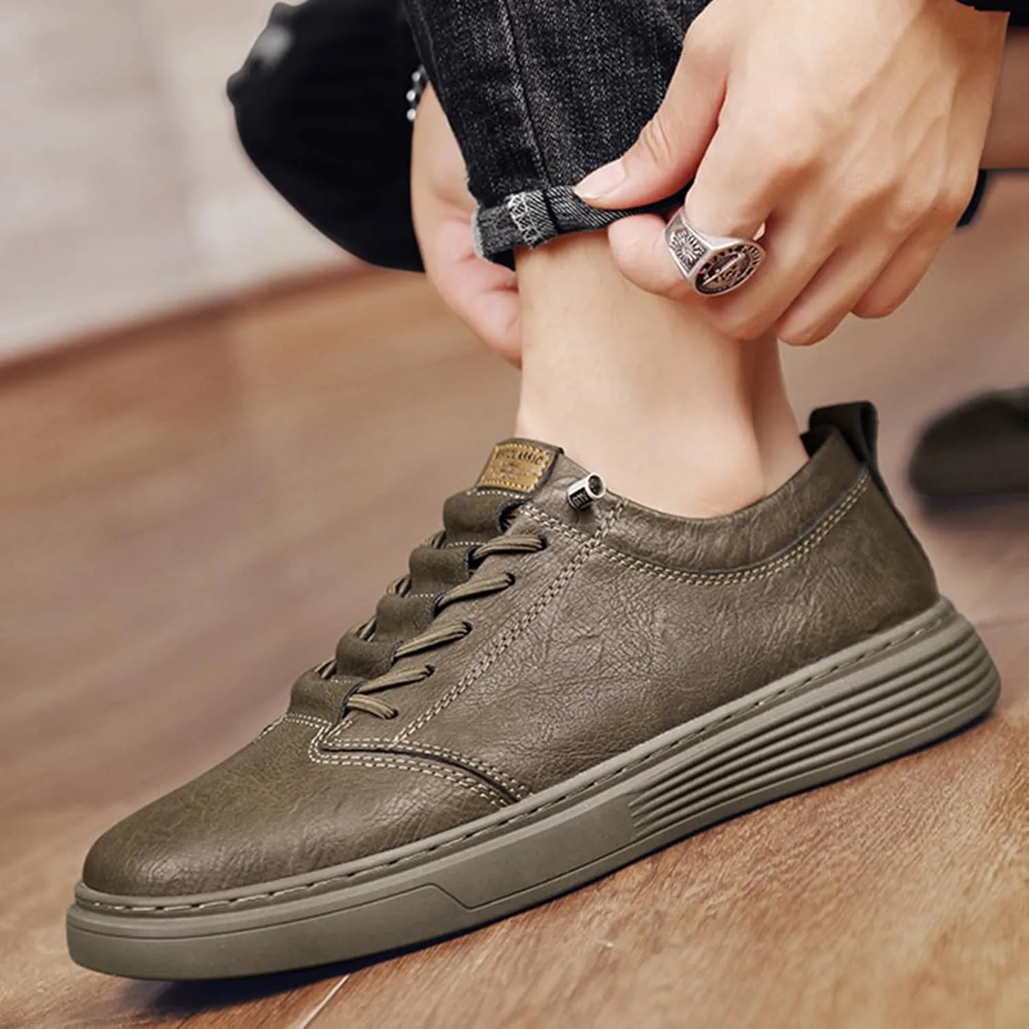 Men's Leather Fashion Sneakers Low Top Lace Up Round-Toe Waterproof Casual Sneake Retro Comfortable Business Oxford Dress Shoes