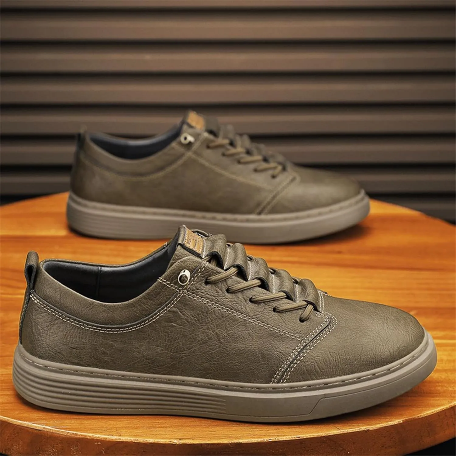Men's Leather Fashion Sneakers Low Top Lace Up Round-Toe Waterproof Casual Sneake Retro Comfortable Business Oxford Dress Shoes