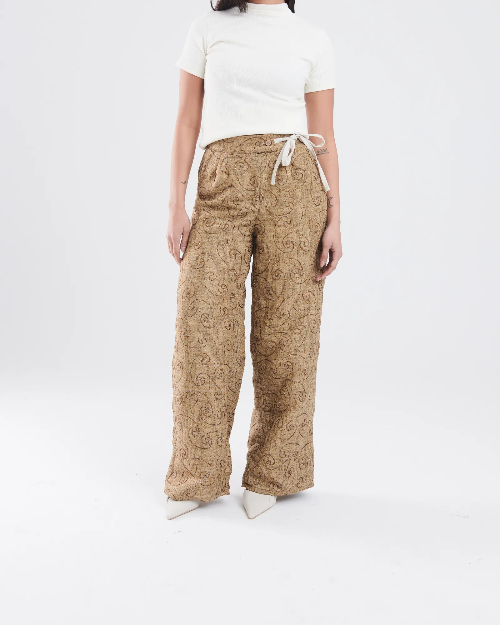 Textured pants in brown