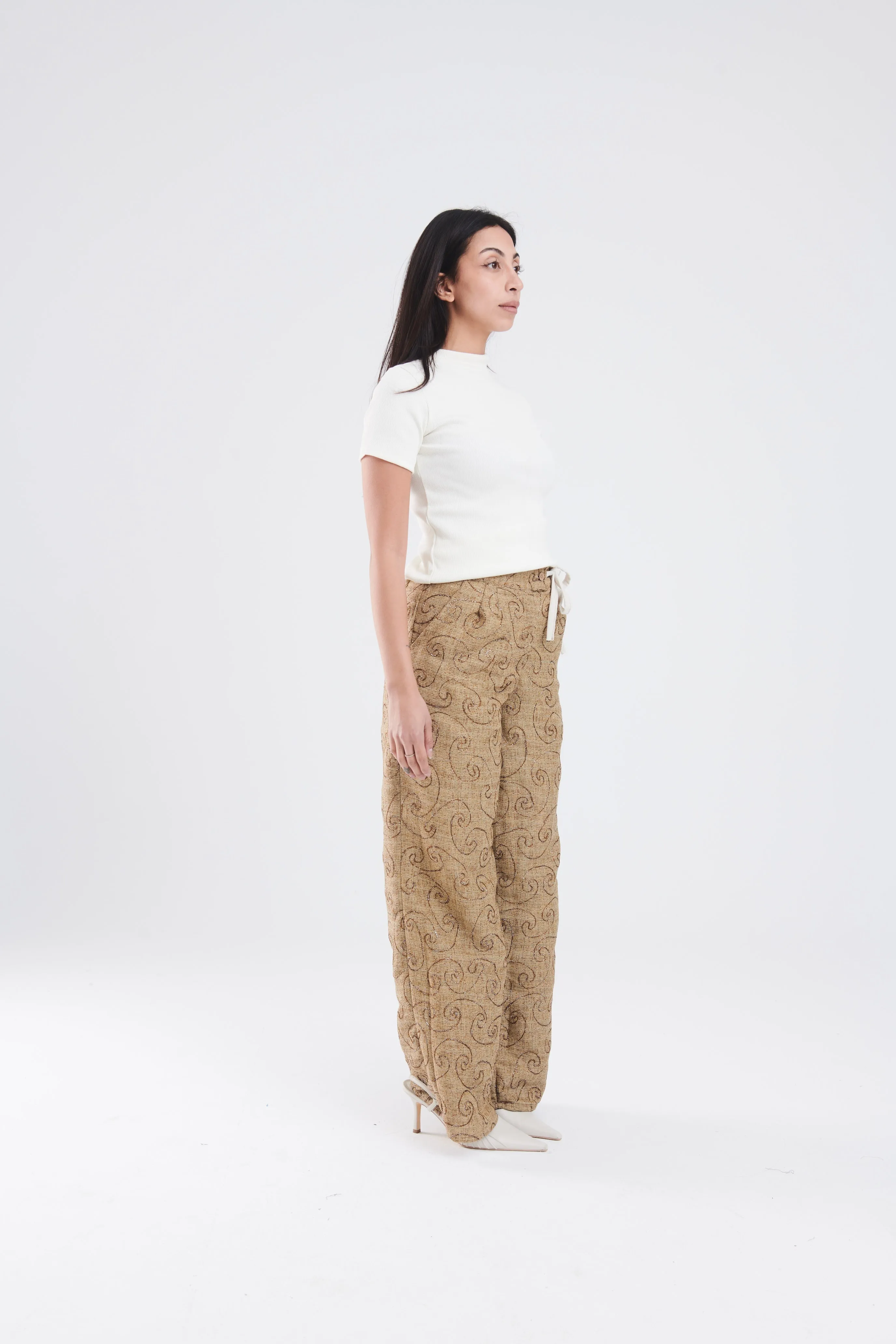 Textured pants in brown