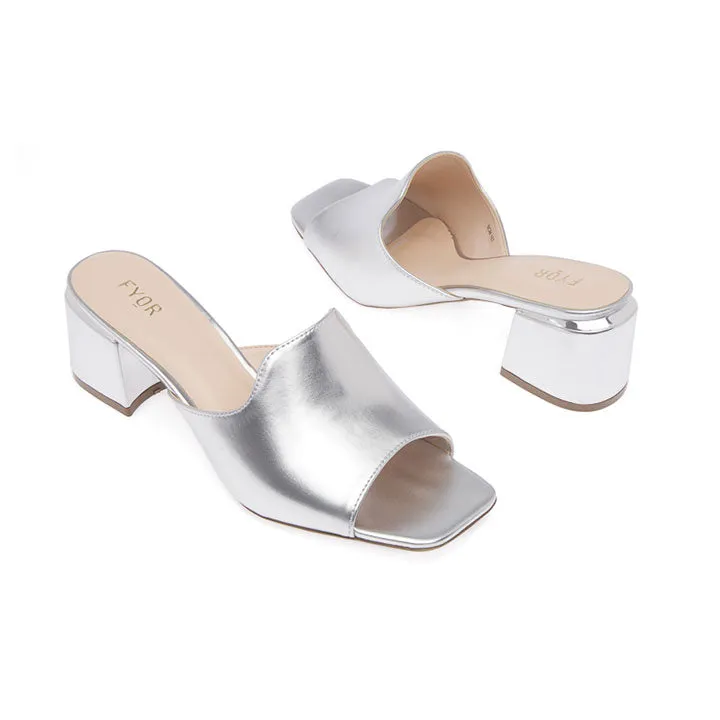 Versatile Casual Mule BCM 167